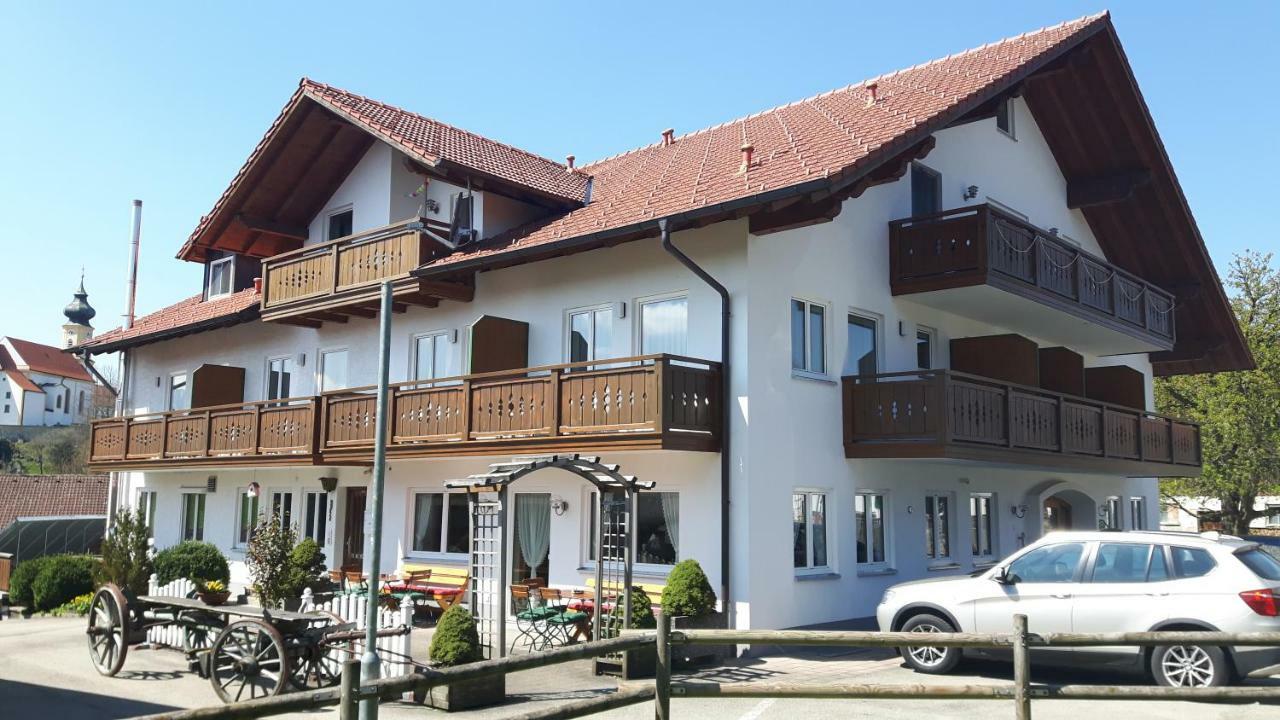 Gasthof "Zum Strauss" Wildsteig المظهر الخارجي الصورة